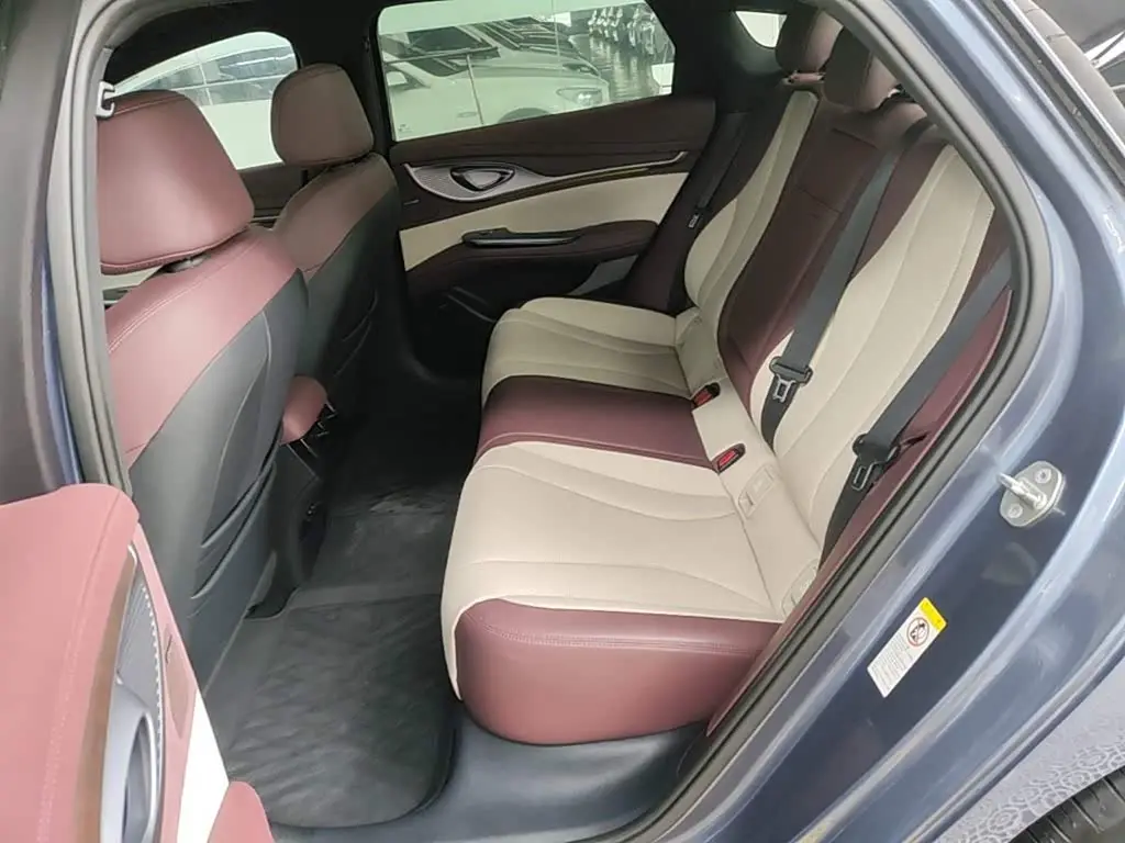 BYD Seal 2023 — Photo 16/19