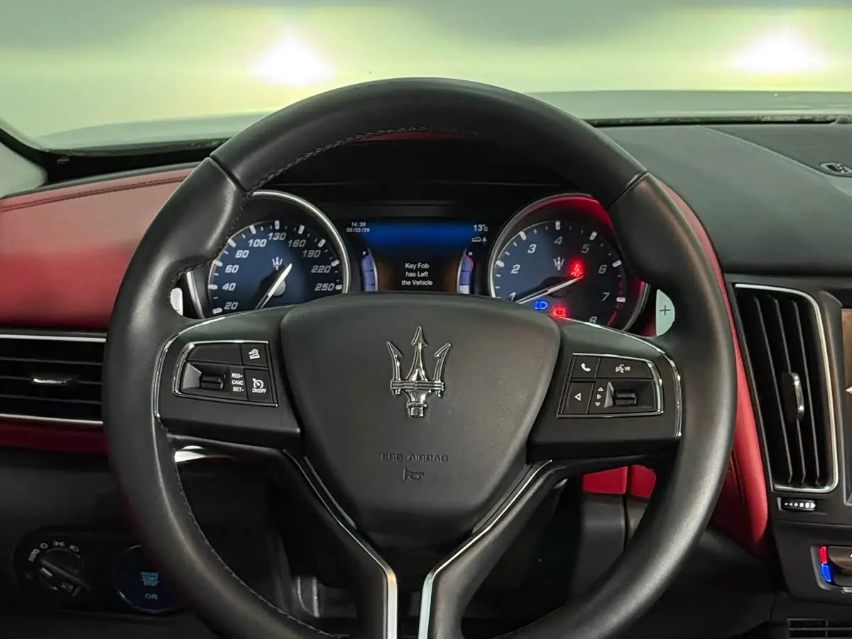 Maserati Levante 2017 — Photo 16/20