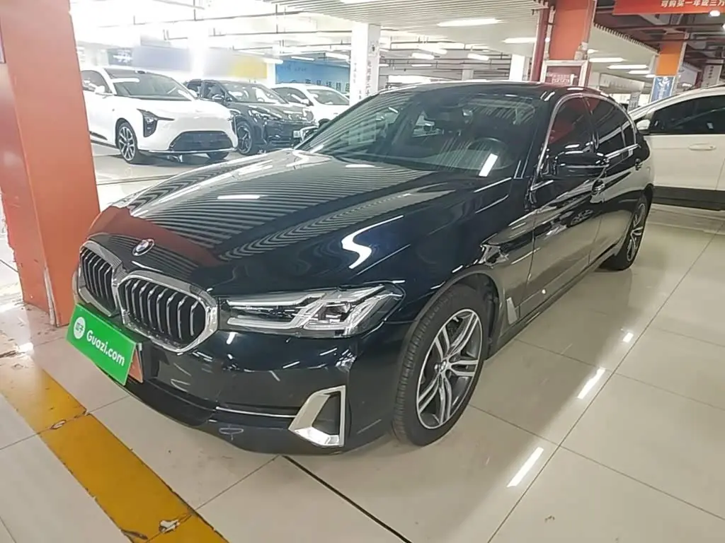BMW 5 Series 2022 — Photo 2/20