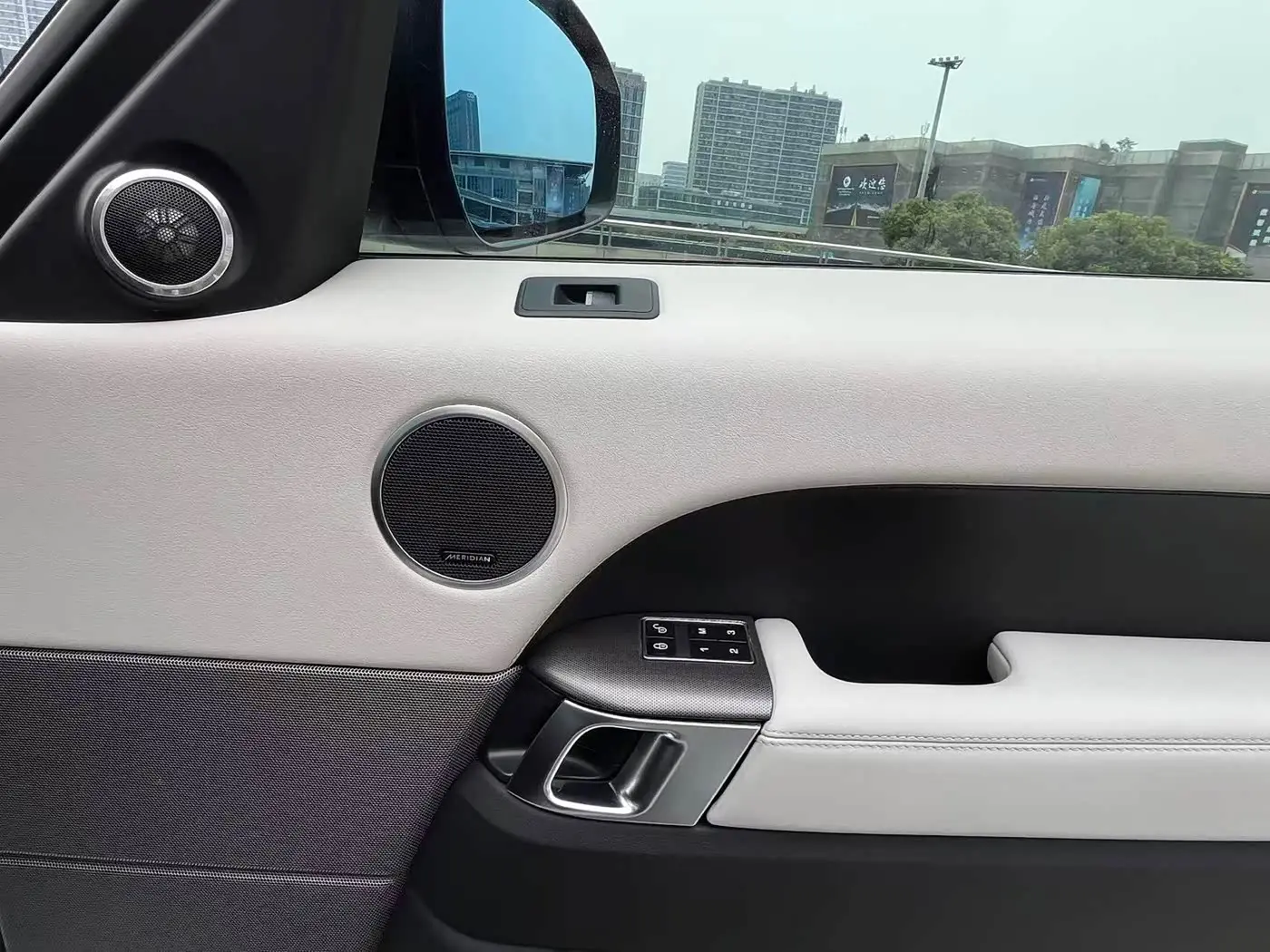 Land Rover Range Rover Sport 2014 — Photo 7/16