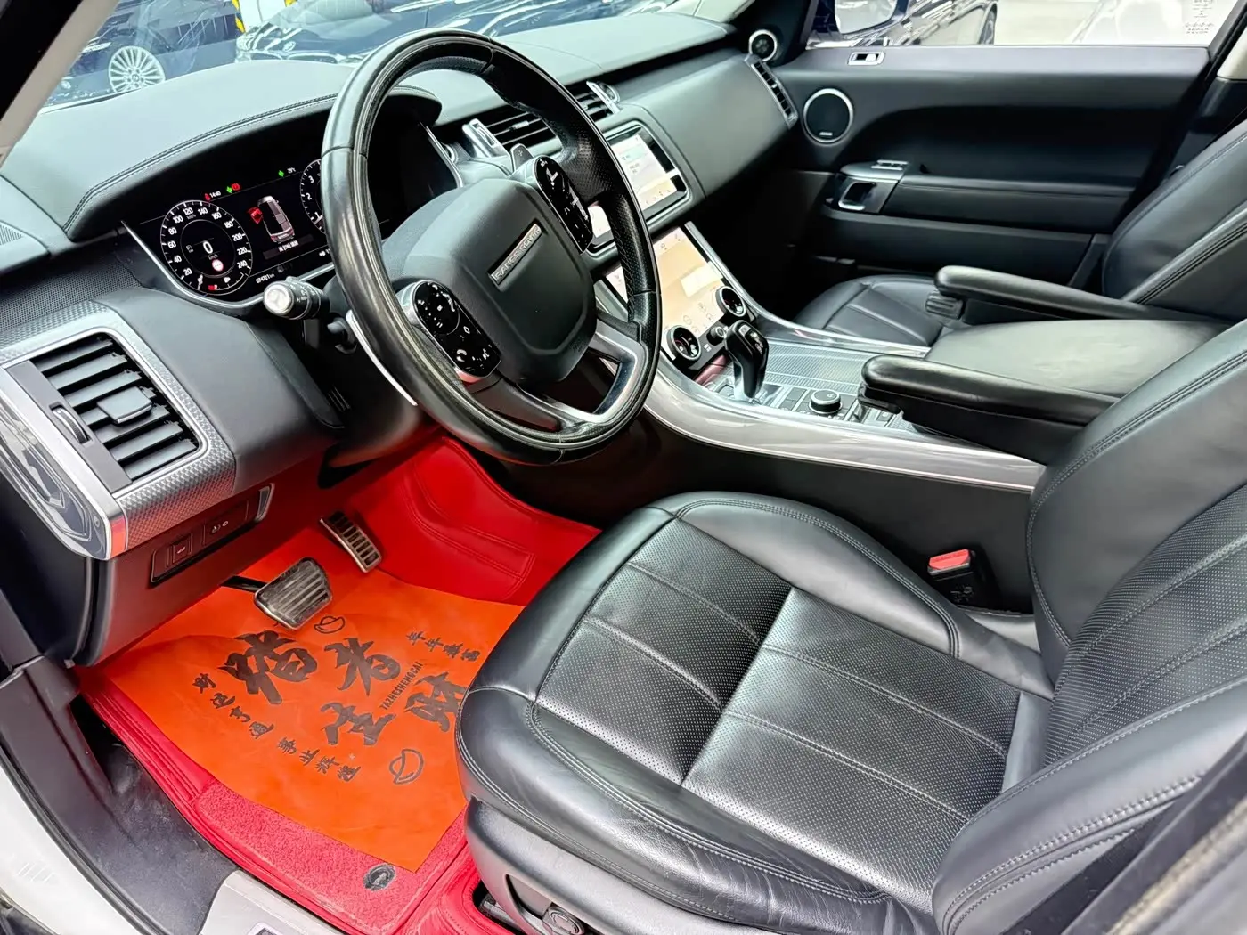 Land Rover Range Rover Sport 2020 — Photo 8/16