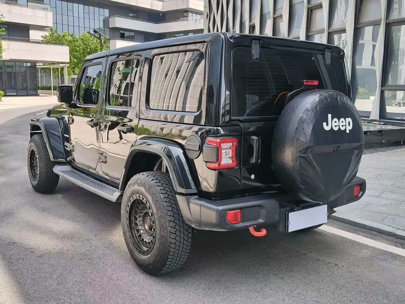 Jeep Wrangler 2019 — Фото 8/9