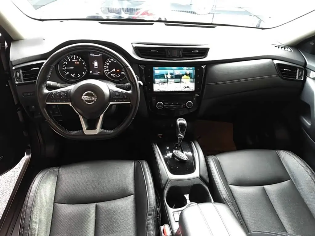 Nissan X-Trail 2020 — Photo 9/19