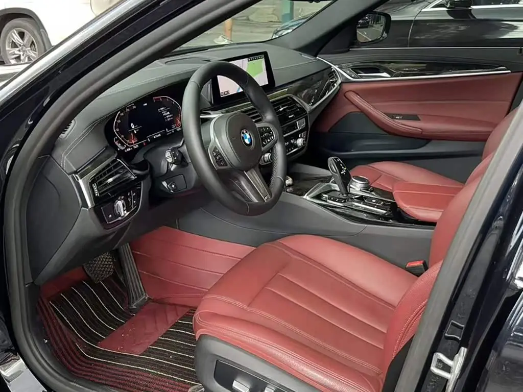 BMW 5 Series 2020 — Photo 9/11