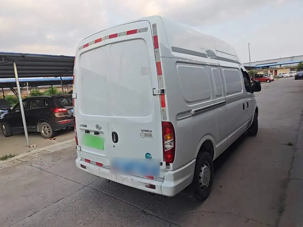 SAIC Maxus Xintu V80 2024 — Фото 5/20