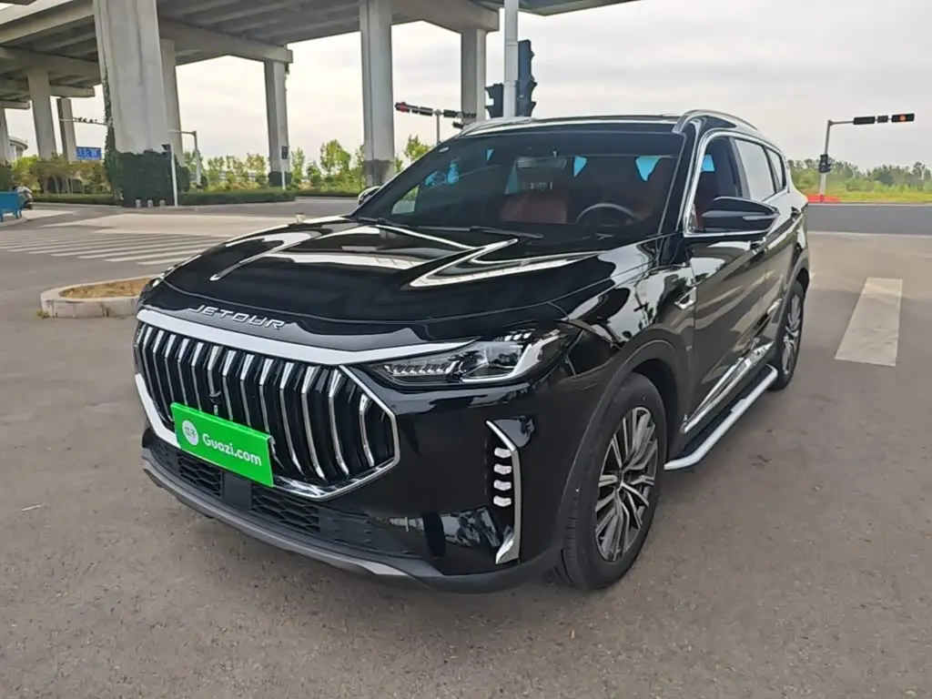 Jetour X70 PLUS 2025 — Photo 1/19