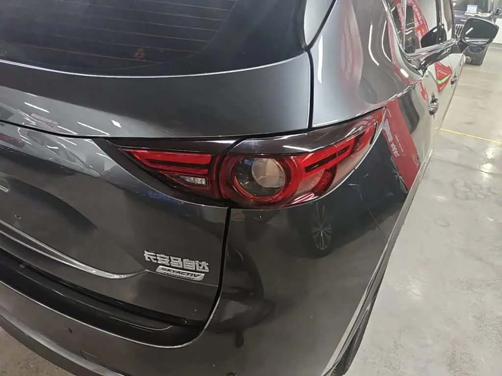Mazda CX-5 2021 — Photo 7/19