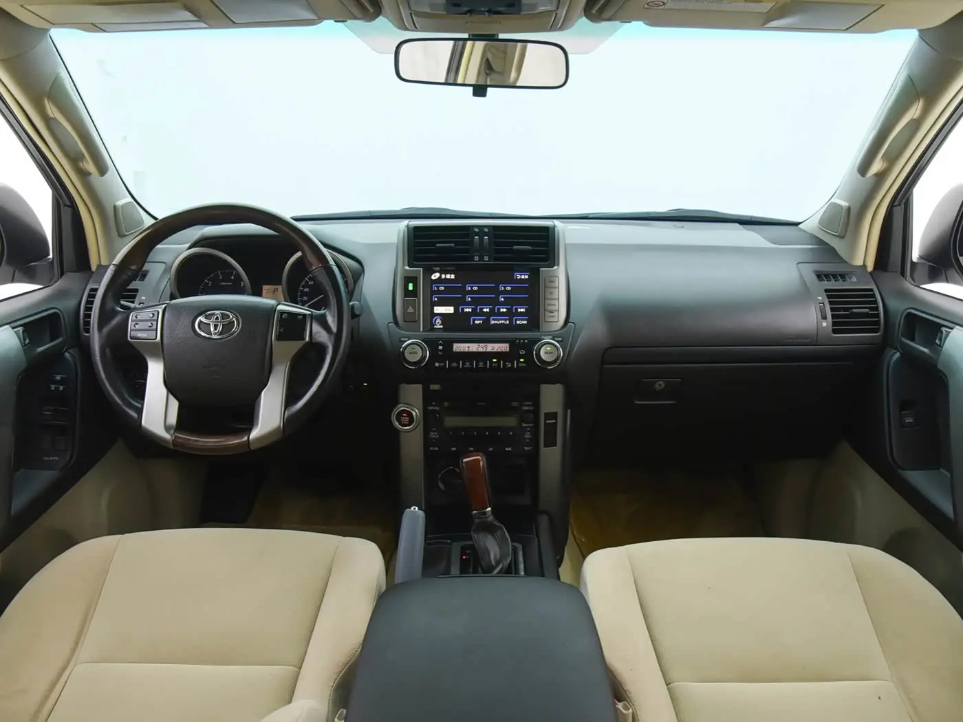 Toyota Prado 2012 — Photo 14/15