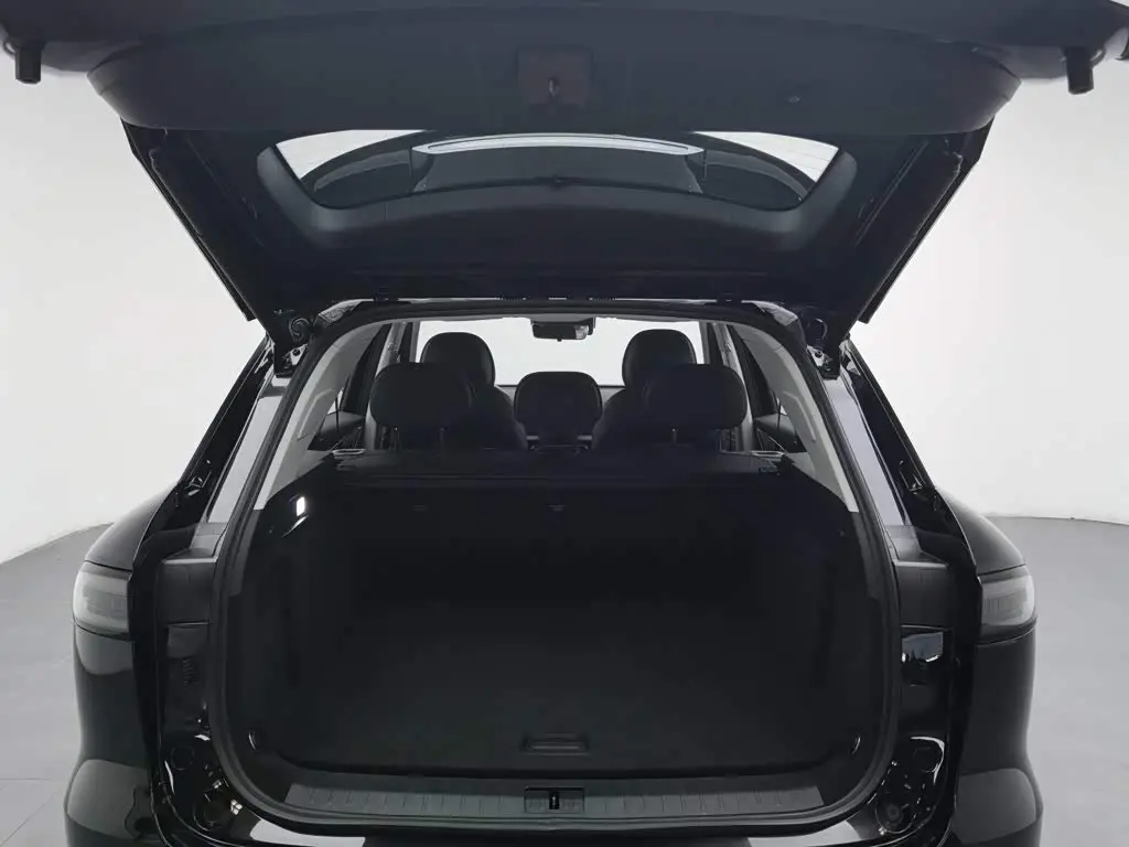 Chery Fengyun Fengyun T9 2024 — Photo 16/20