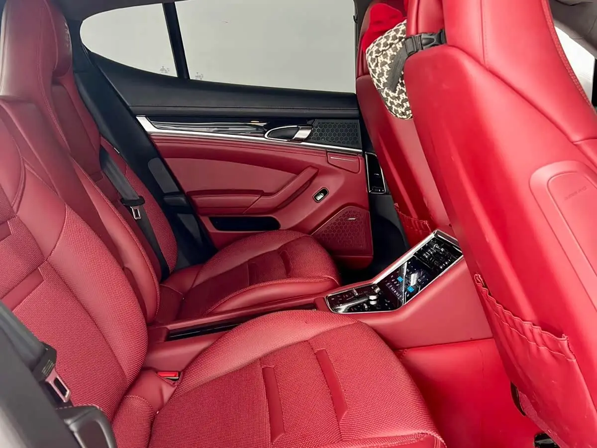 Porsche Panamera 2013 — Photo 9/13