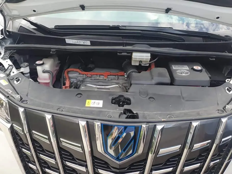 Toyota Alphard 2020 — Şəkil 10/16