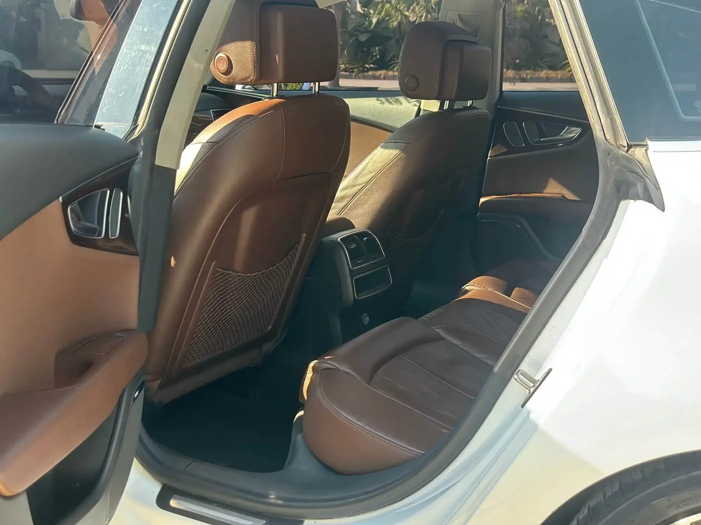 Audi A7 2012 — Şəkil 10/20