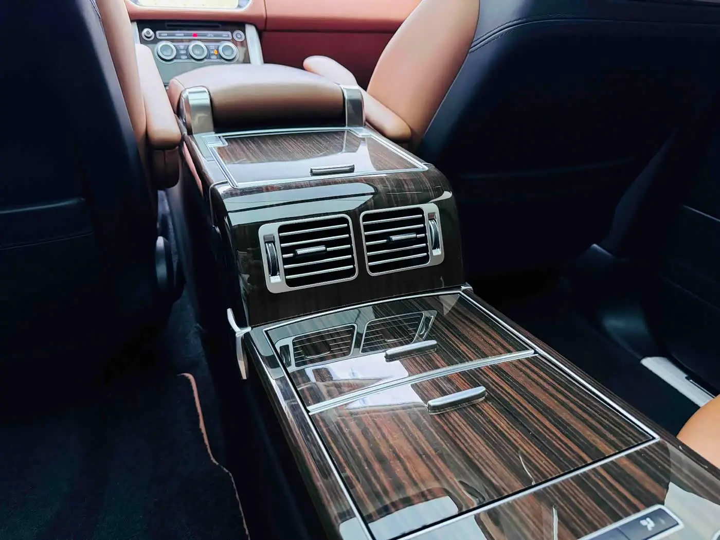 Land Rover Range Rover 2018 — Фото 17/20