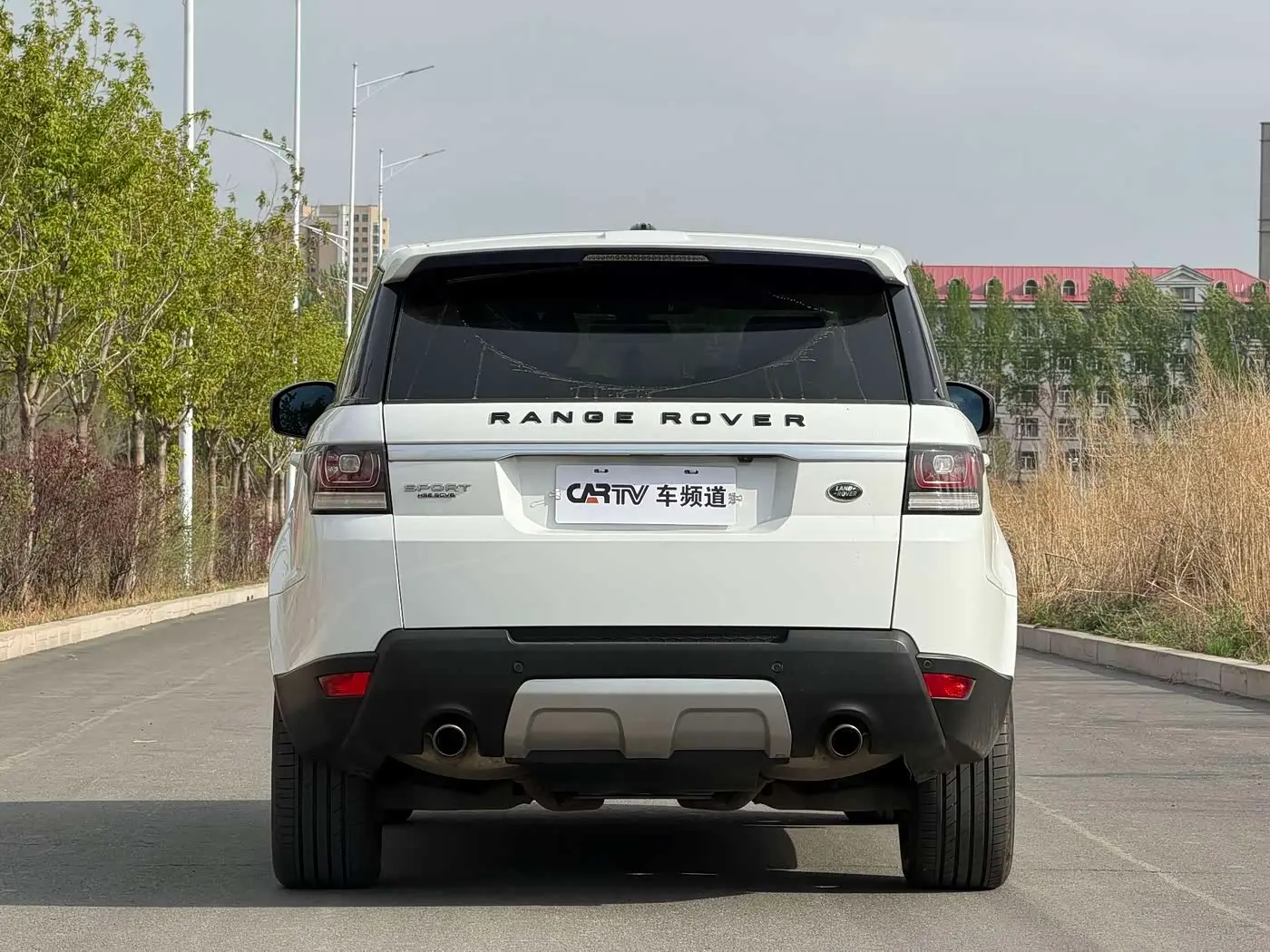 Land Rover Range Rover Sport 2015 — Фото 3/20