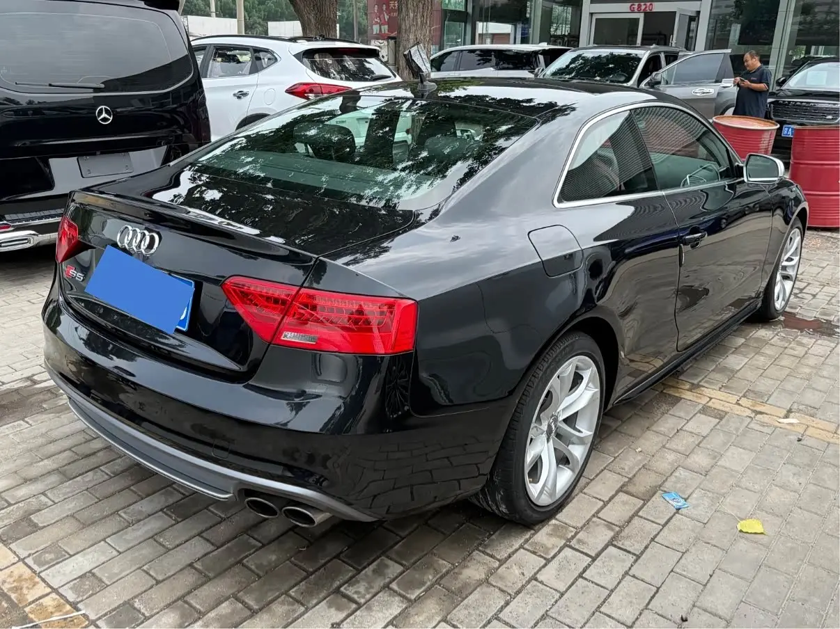 Audi S5 2014 — Photo 16/18