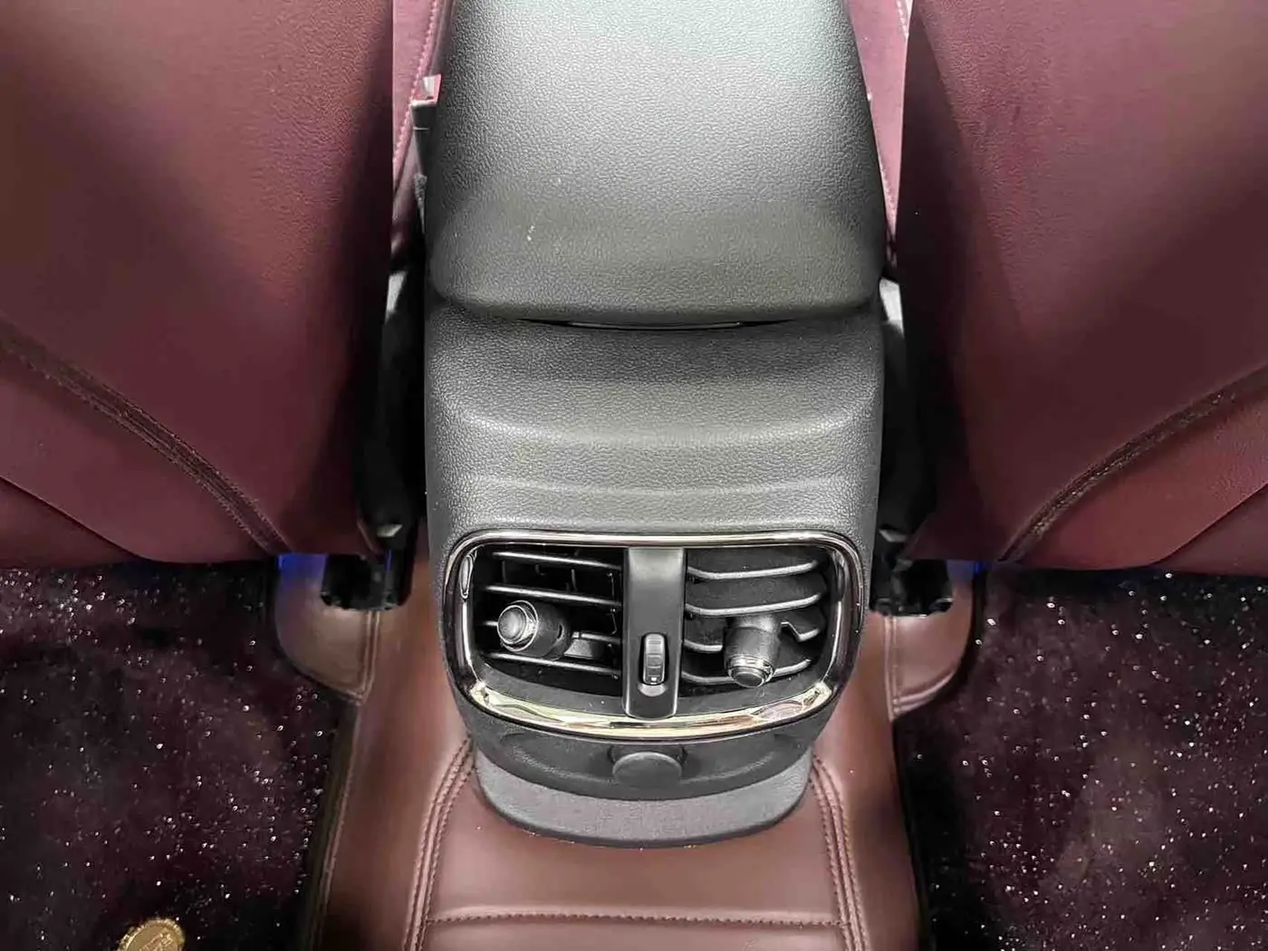 MINI CLUBMAN 2019 — Photo 17/20