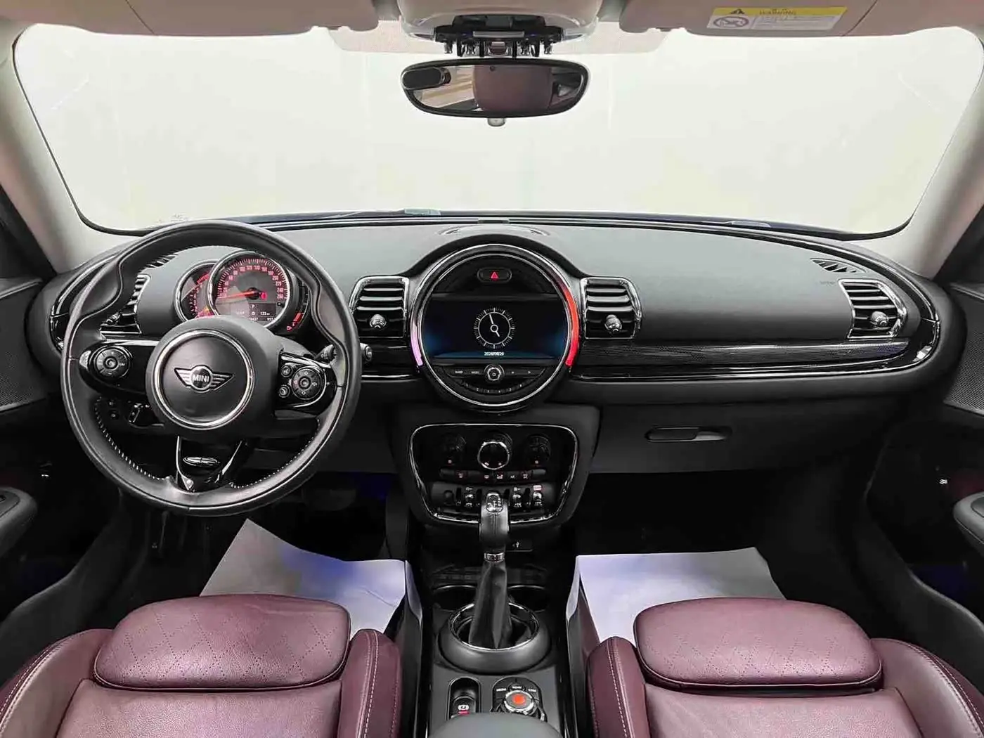 MINI CLUBMAN 2019 — Photo 19/20