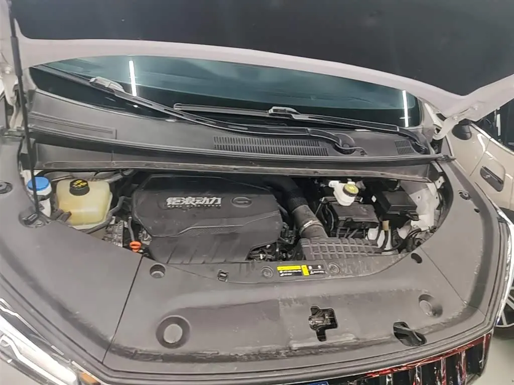 GAC Trumpchi Trumpchi M8 2023 — Photo 20/20