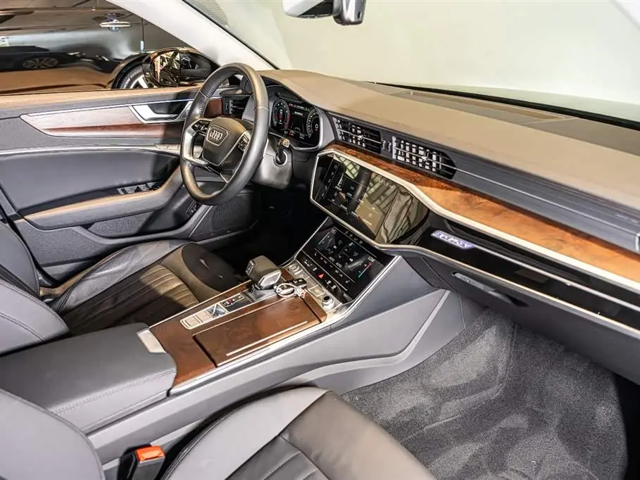 Audi A6 2020 — Photo 9/20