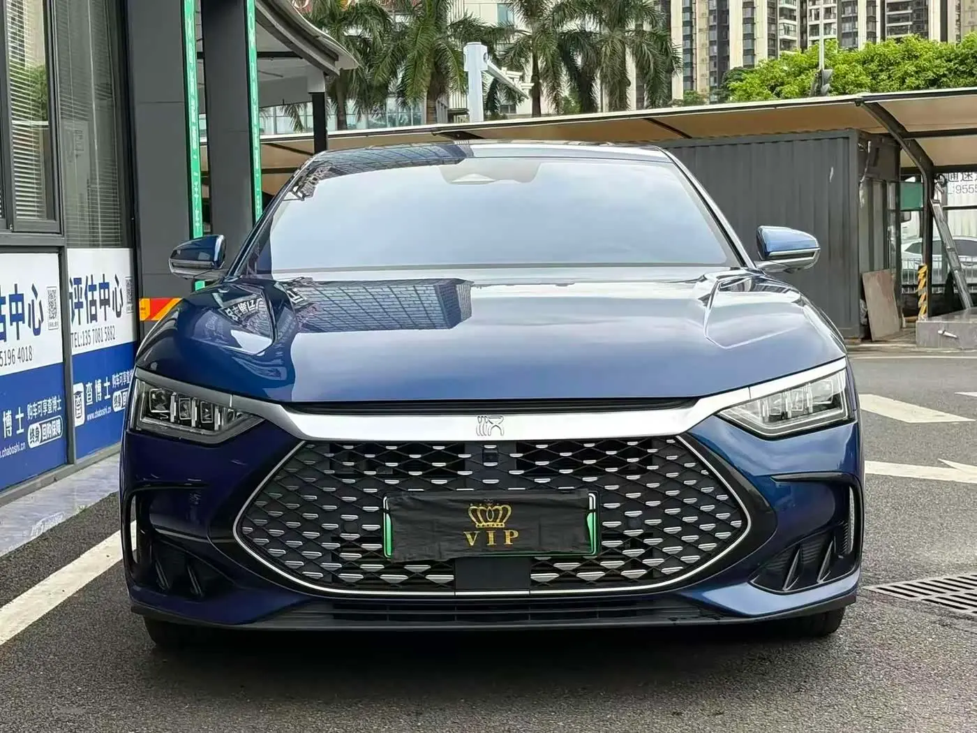 BYD Han 2023 — Photo 2/17