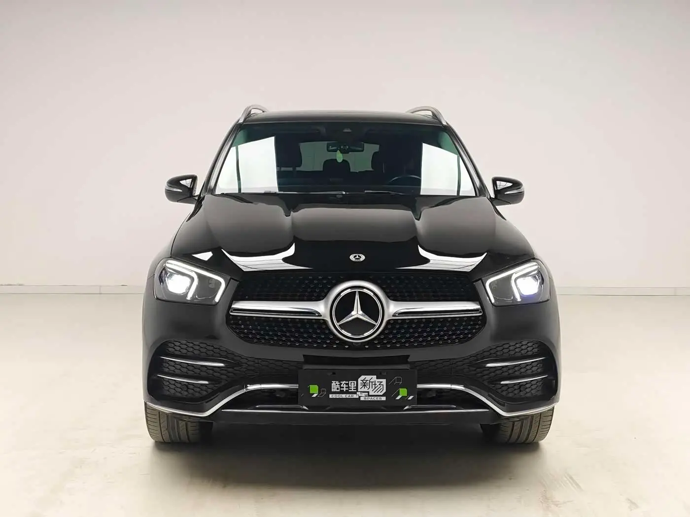 Mercedes-Benz GLE 2021 — Photo 2/18