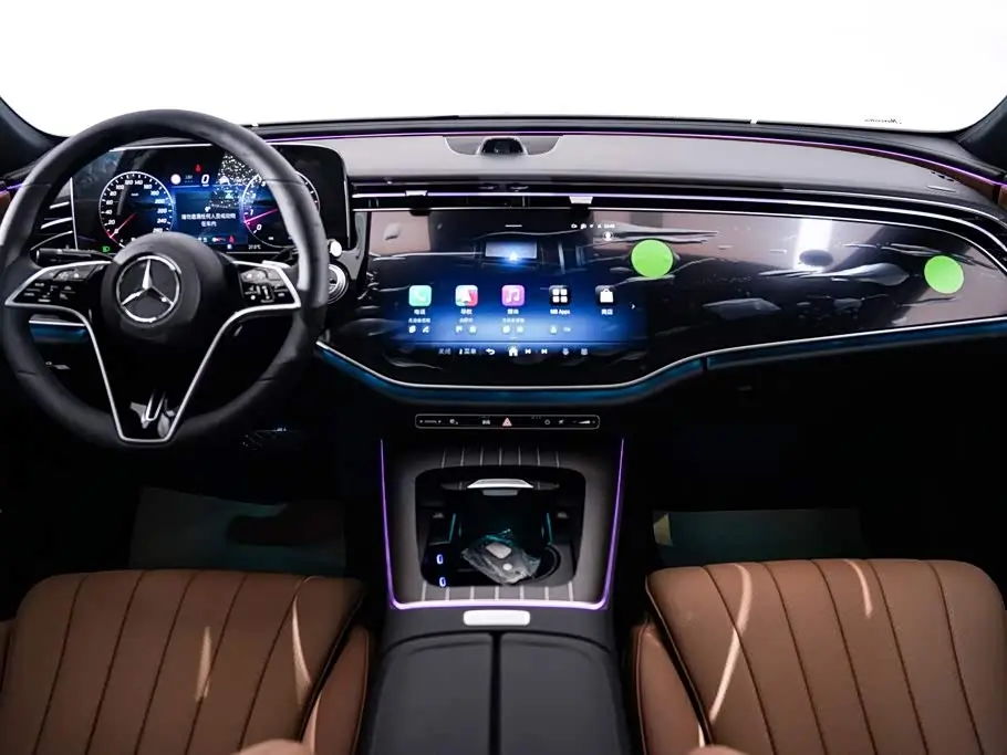 Mercedes-Benz E-Class 2026 — Фото 13/20