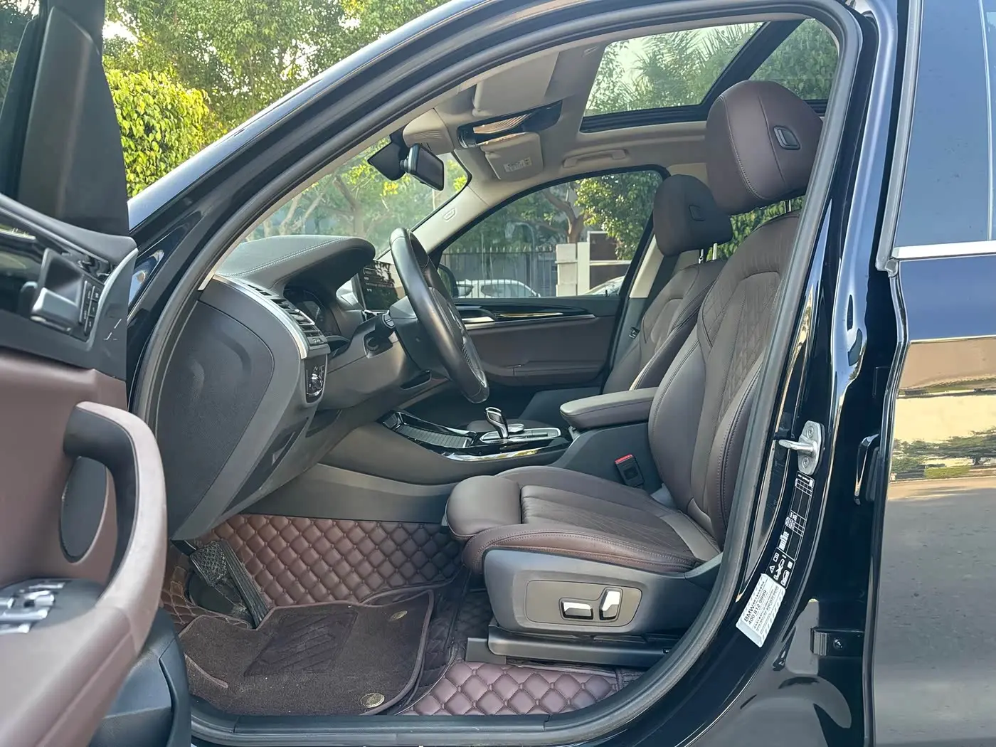 BMW X3 2021 — Photo 4/9
