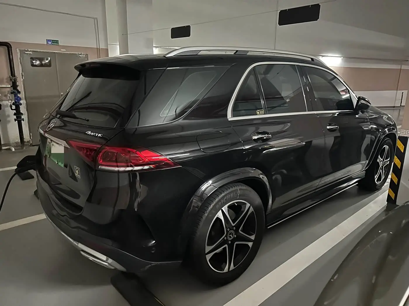 Mercedes-Benz GLE New Energy 2021 — Фото 6/10