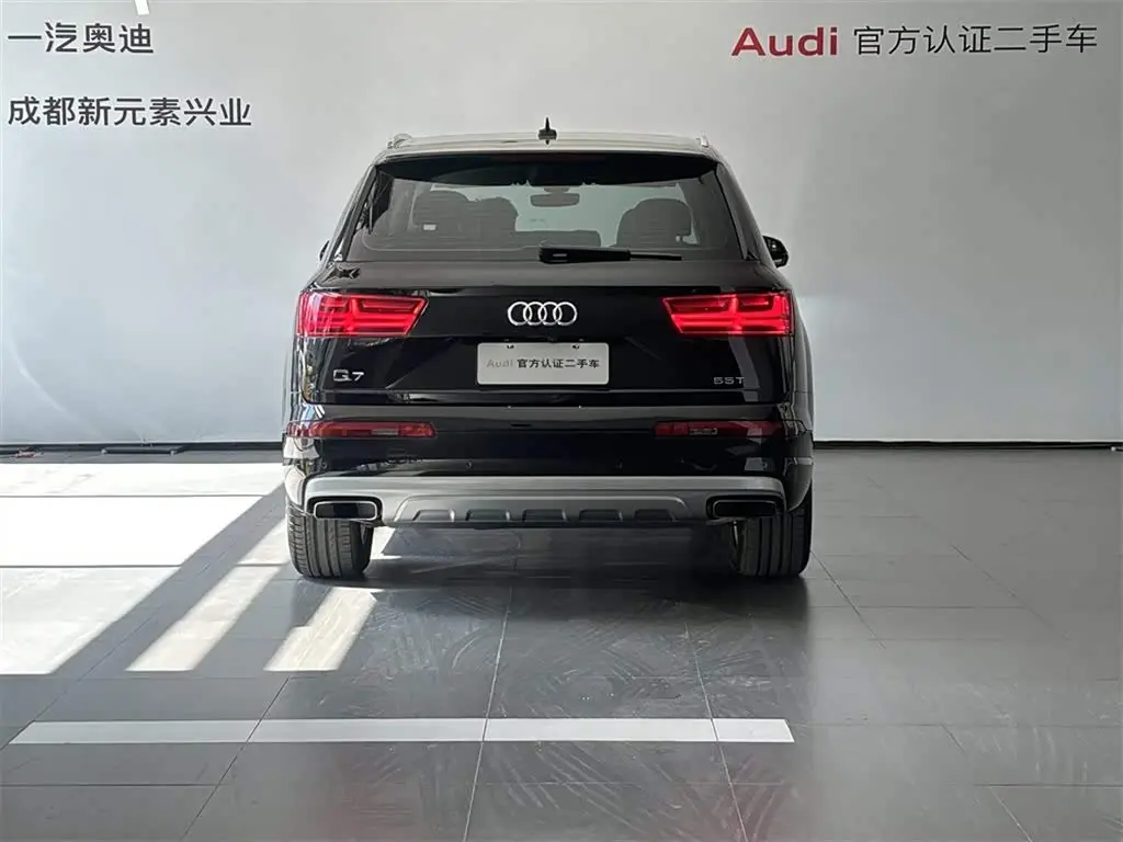 Audi Q7 2019 — Фото 5/15
