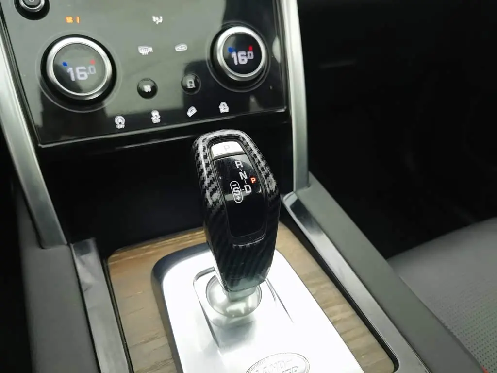 Land Rover Discovery Sport 2020 — Фото 13/20