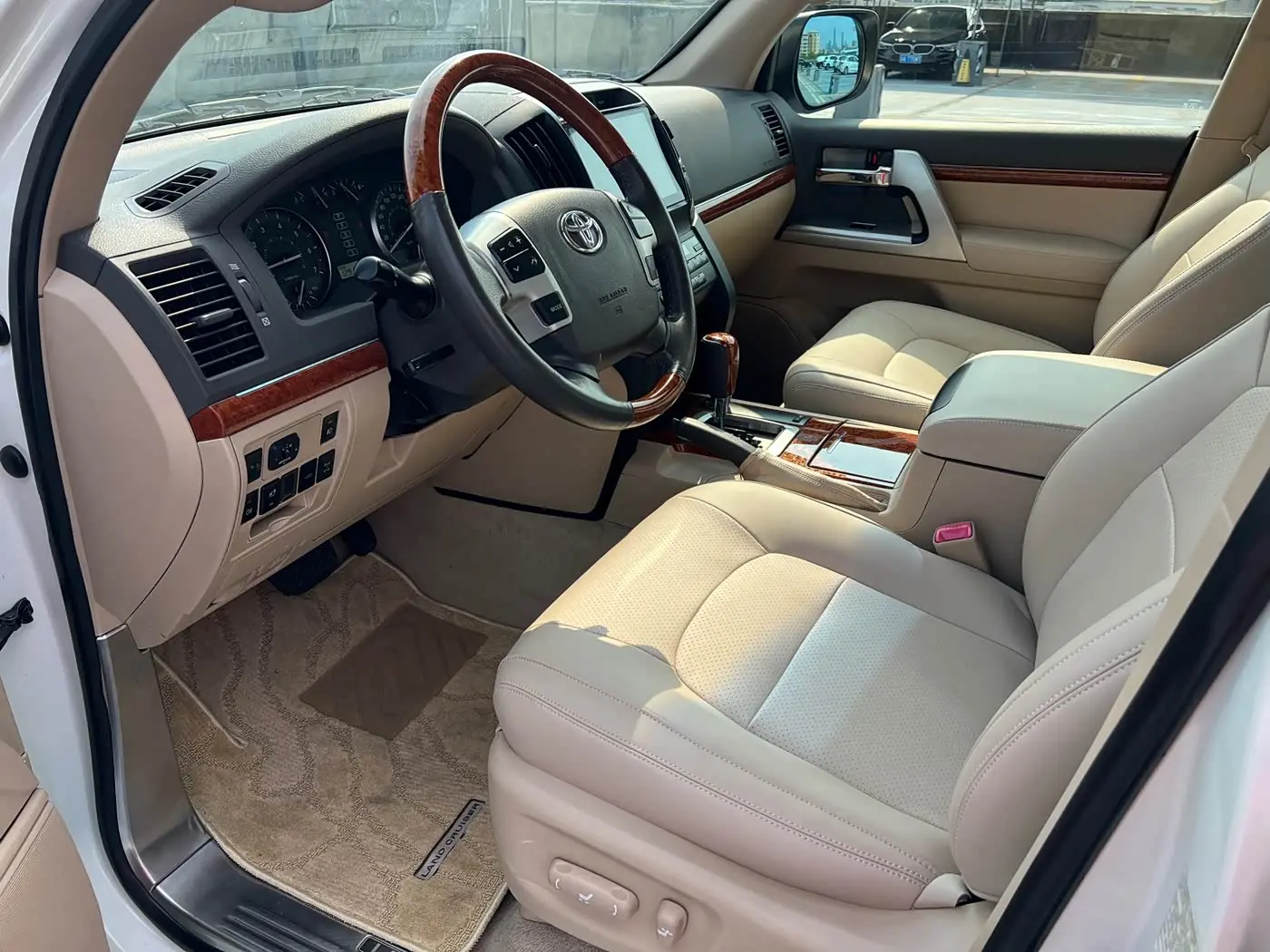 Toyota Land Cruiser 2016 — Фото 10/20