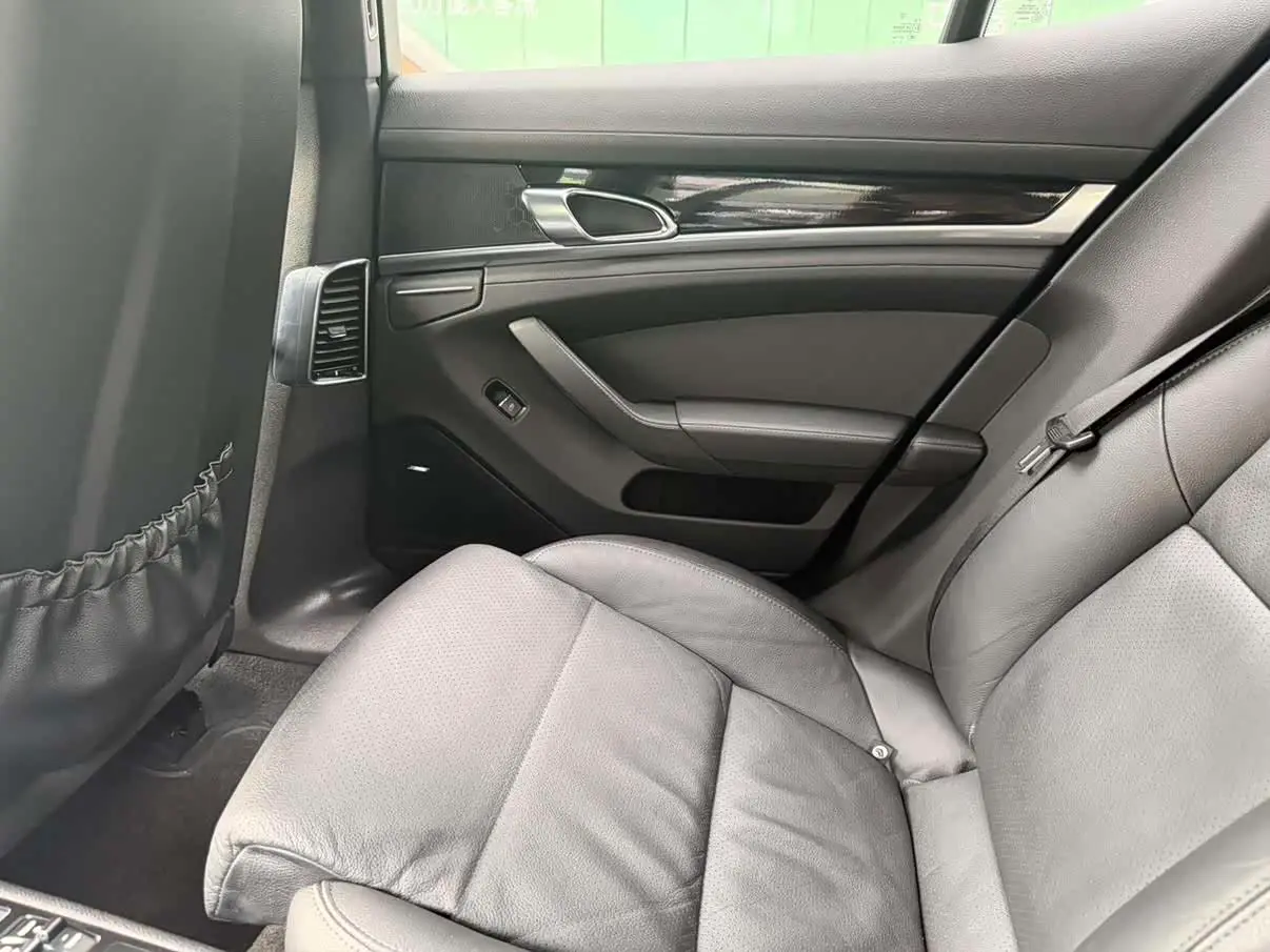 Porsche Panamera 2014 — Photo 13/20