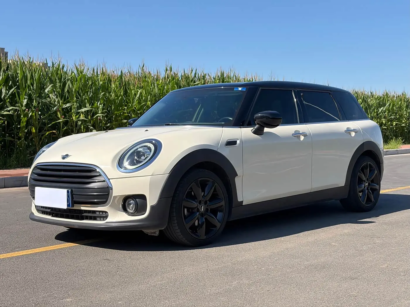MINI CLUBMAN 2021 — Şəkil 1/10