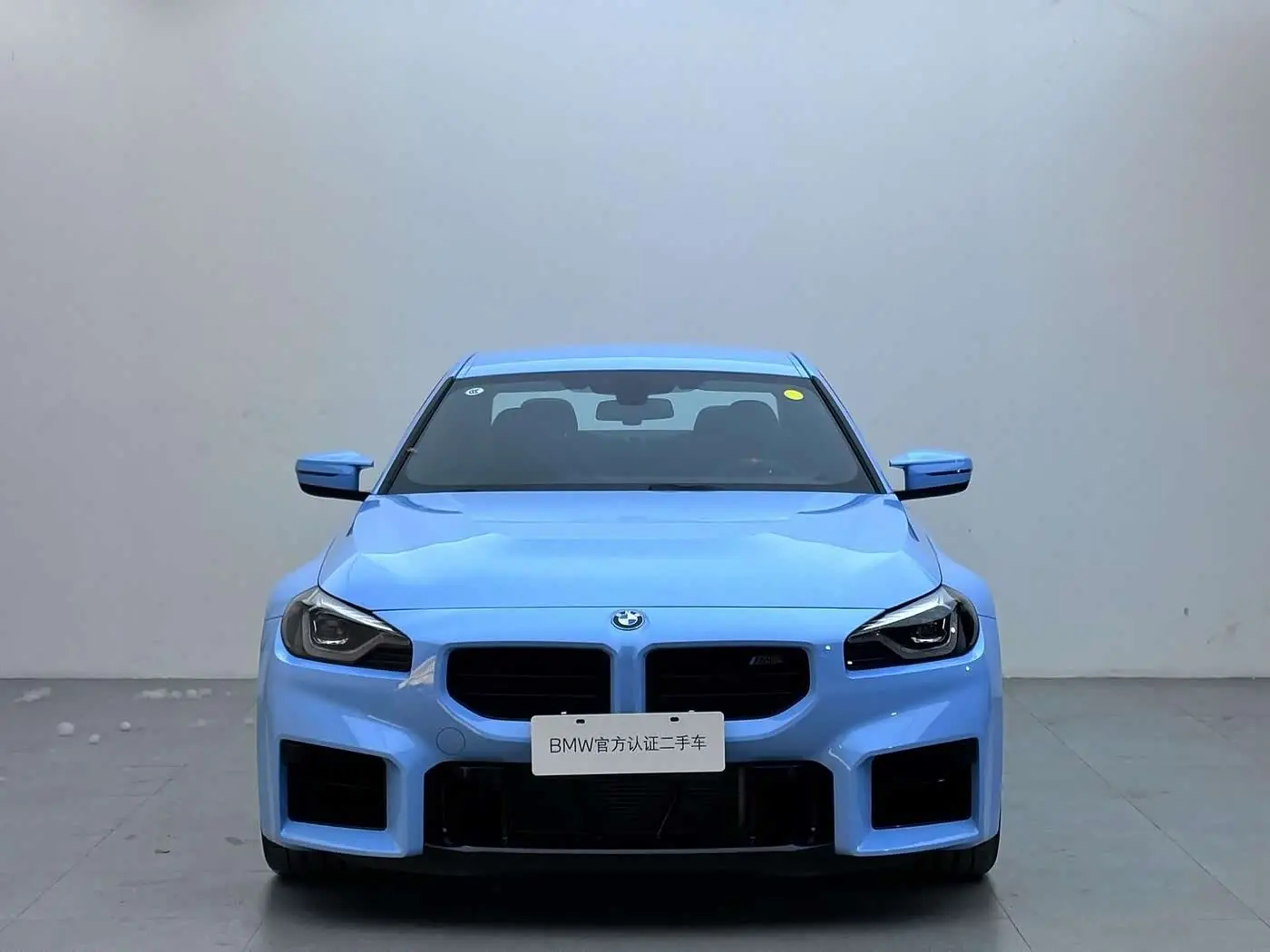 BMW M2 2025 — Photo 2/19