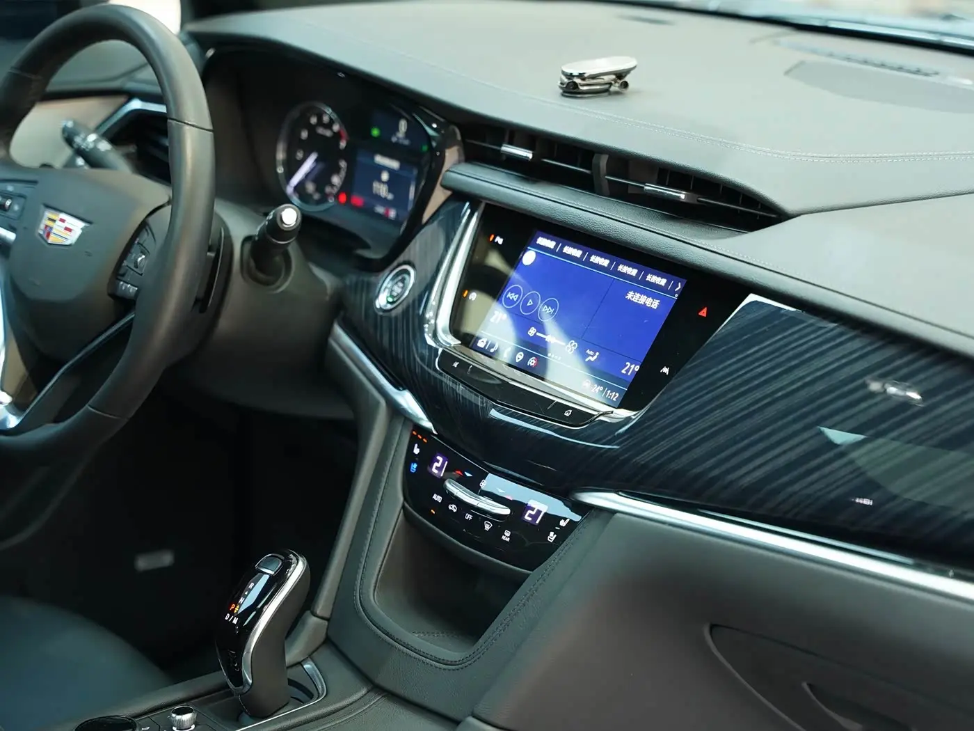 Cadillac XT6 2024 — Фото 14/20