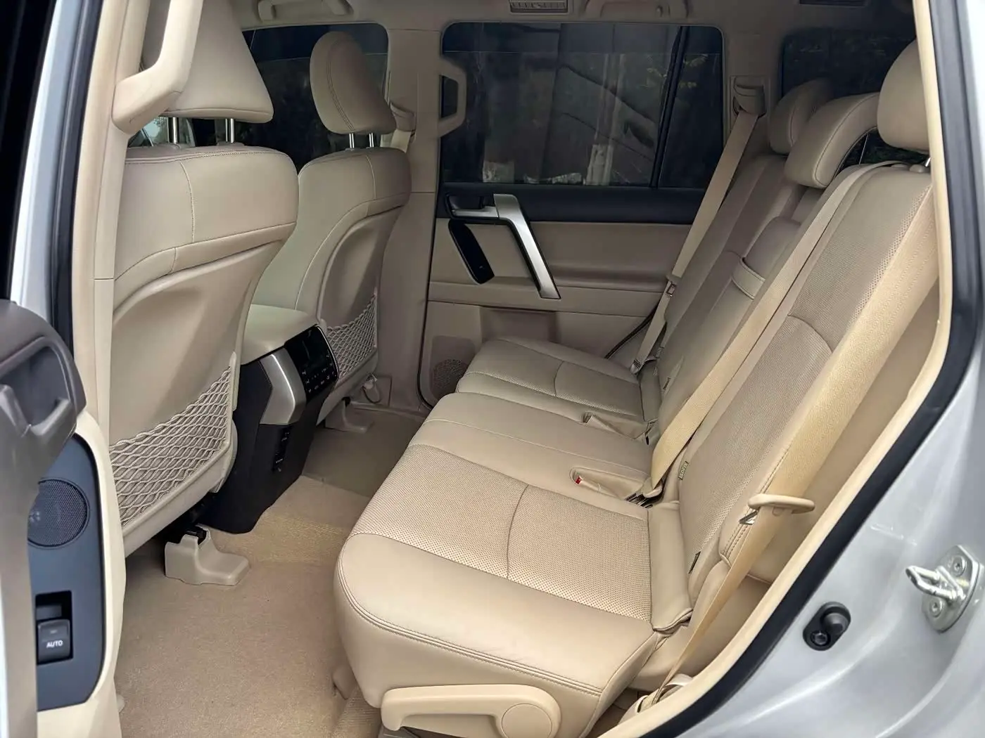 Toyota Prado 2018 — Şəkil 8/17