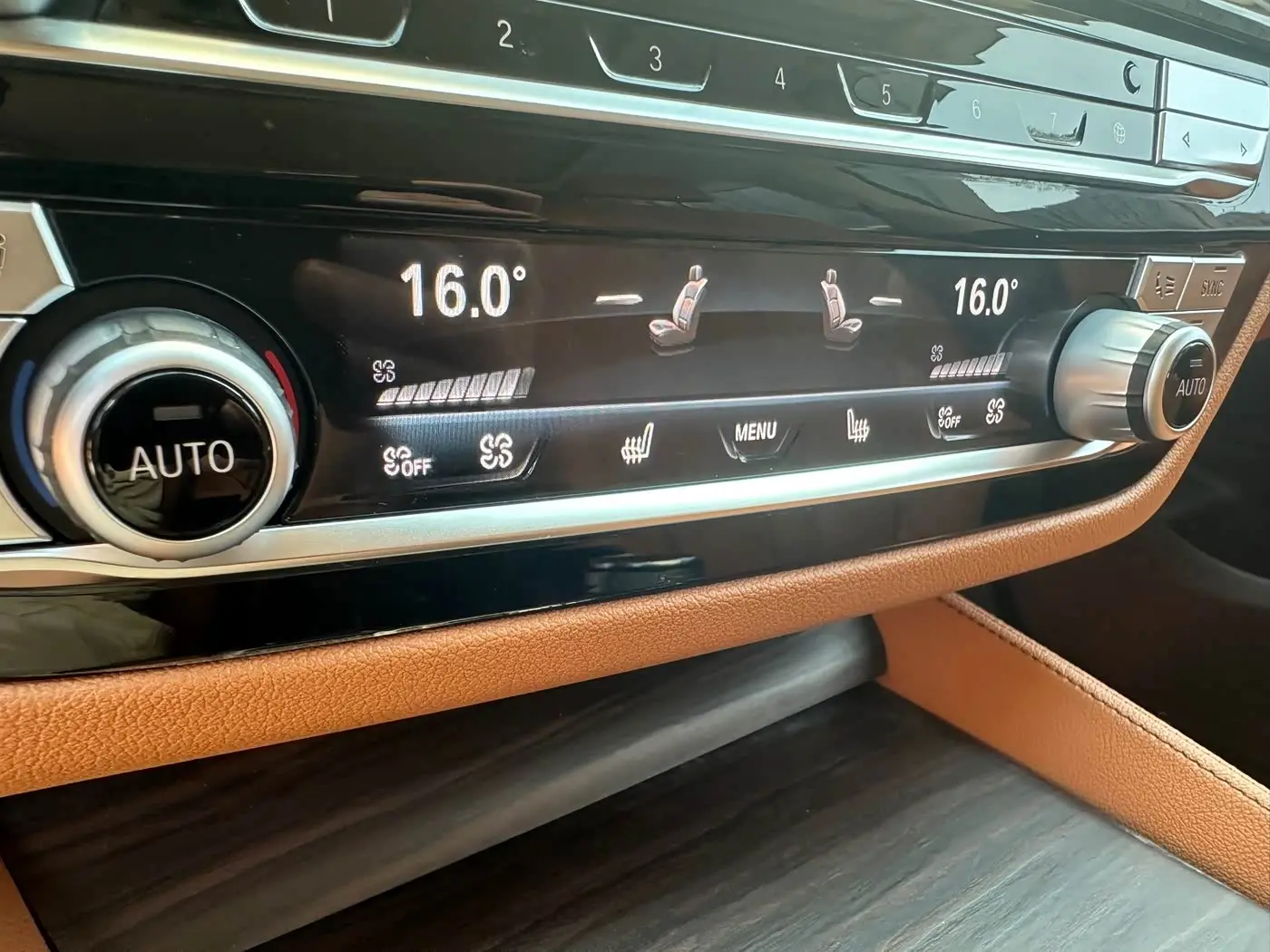 BMW 6 Series GT 2020 — Photo 7/15