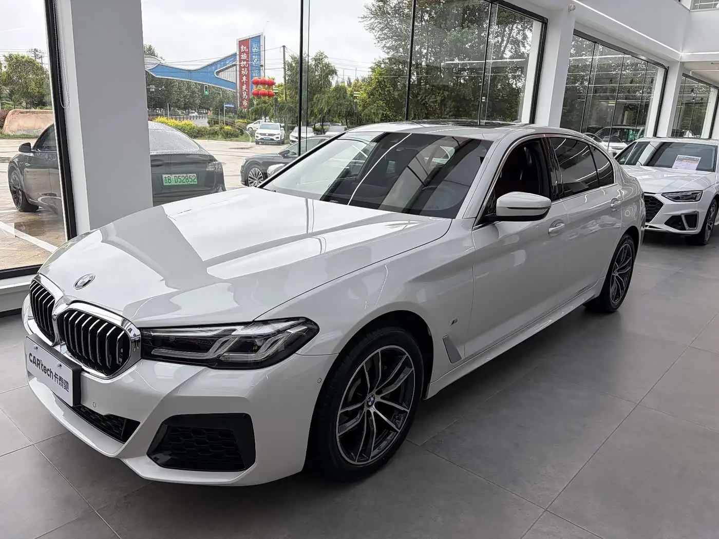 BMW 5 Series, 2022