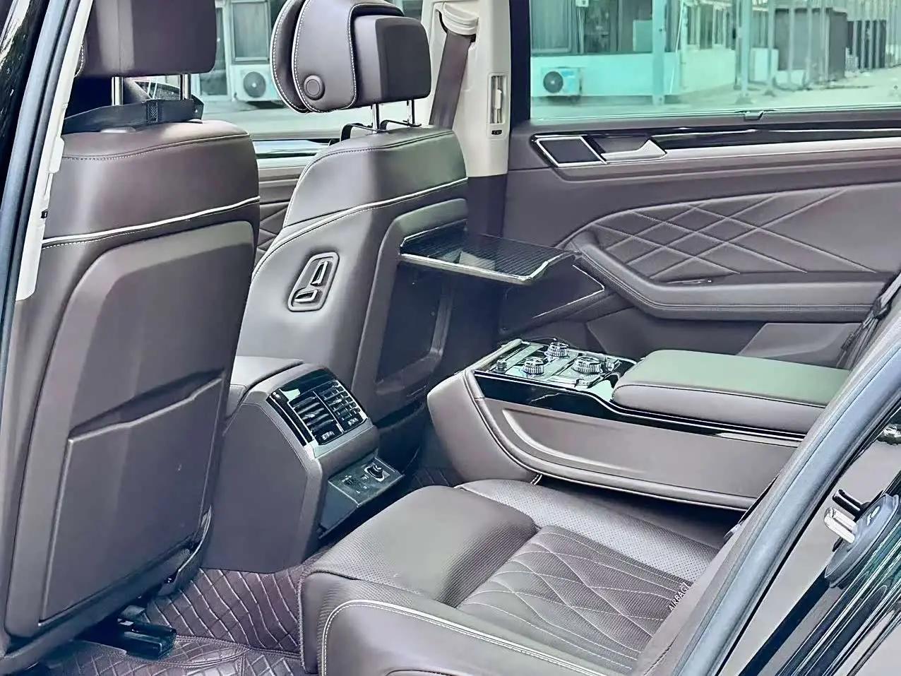 Volkswagen Phideon 2023 — Photo 7/9