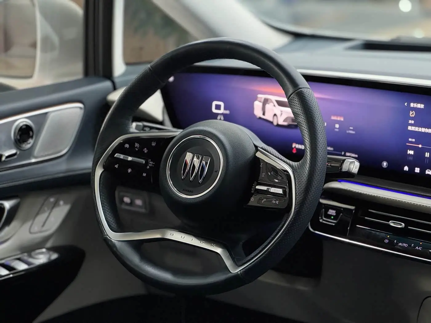 Buick Century 2023 — Photo 15/20