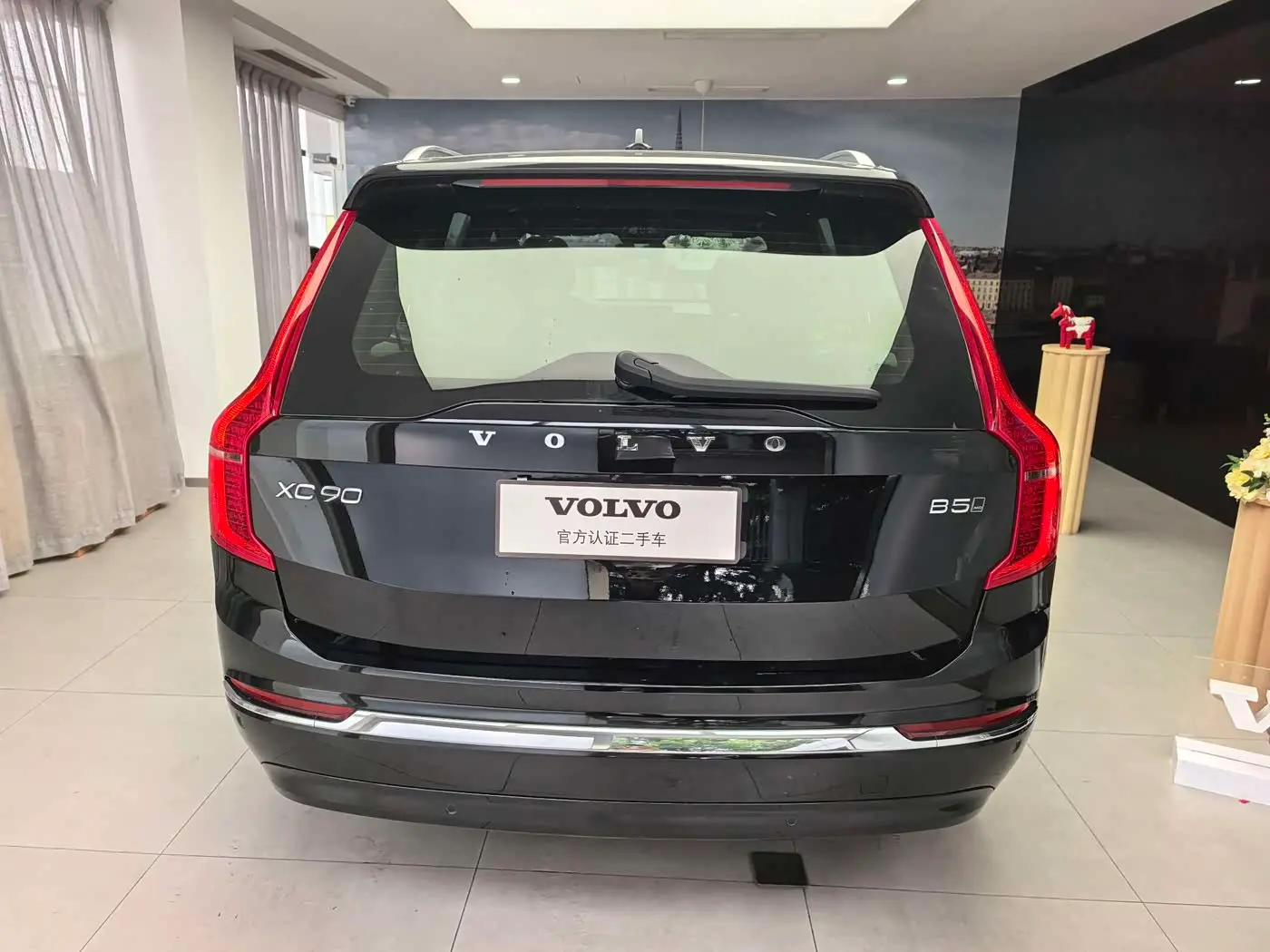 Volvo XC90 2025 — Фото 16/17