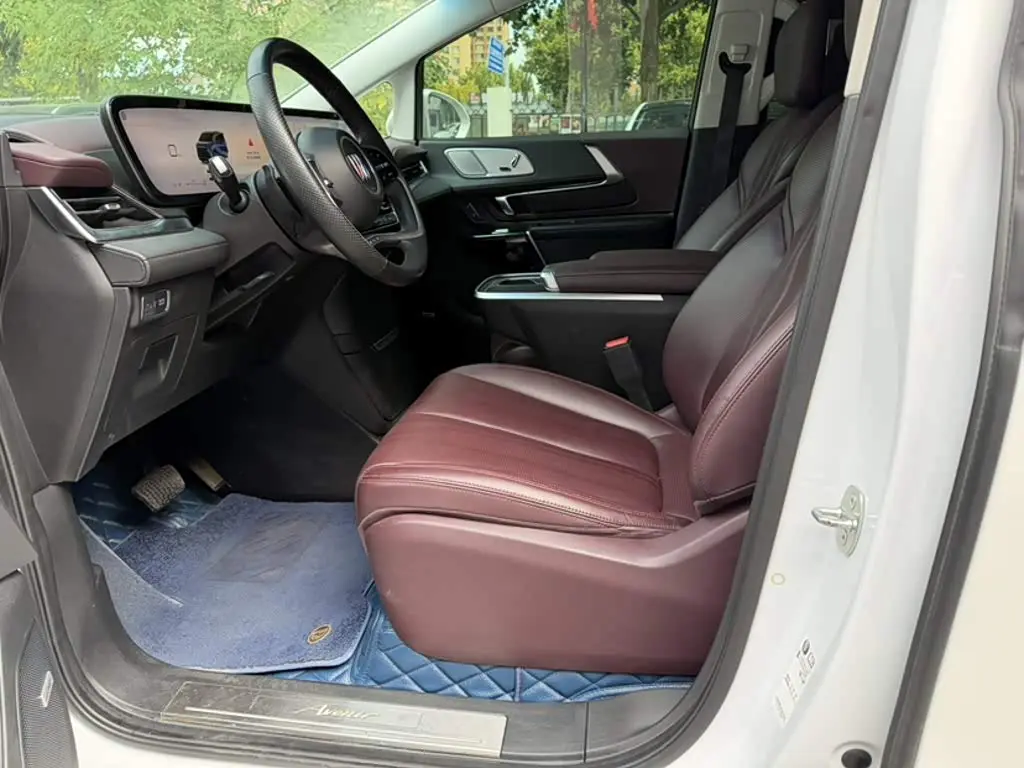 Buick Century 2023 — Photo 13/16