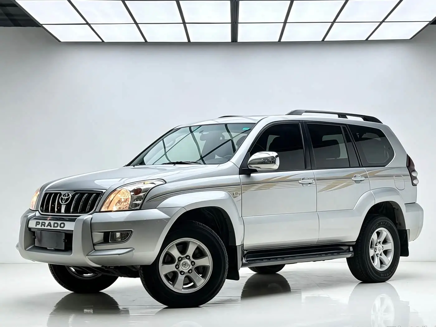 Toyota Prado 2008 — Photo 1/15