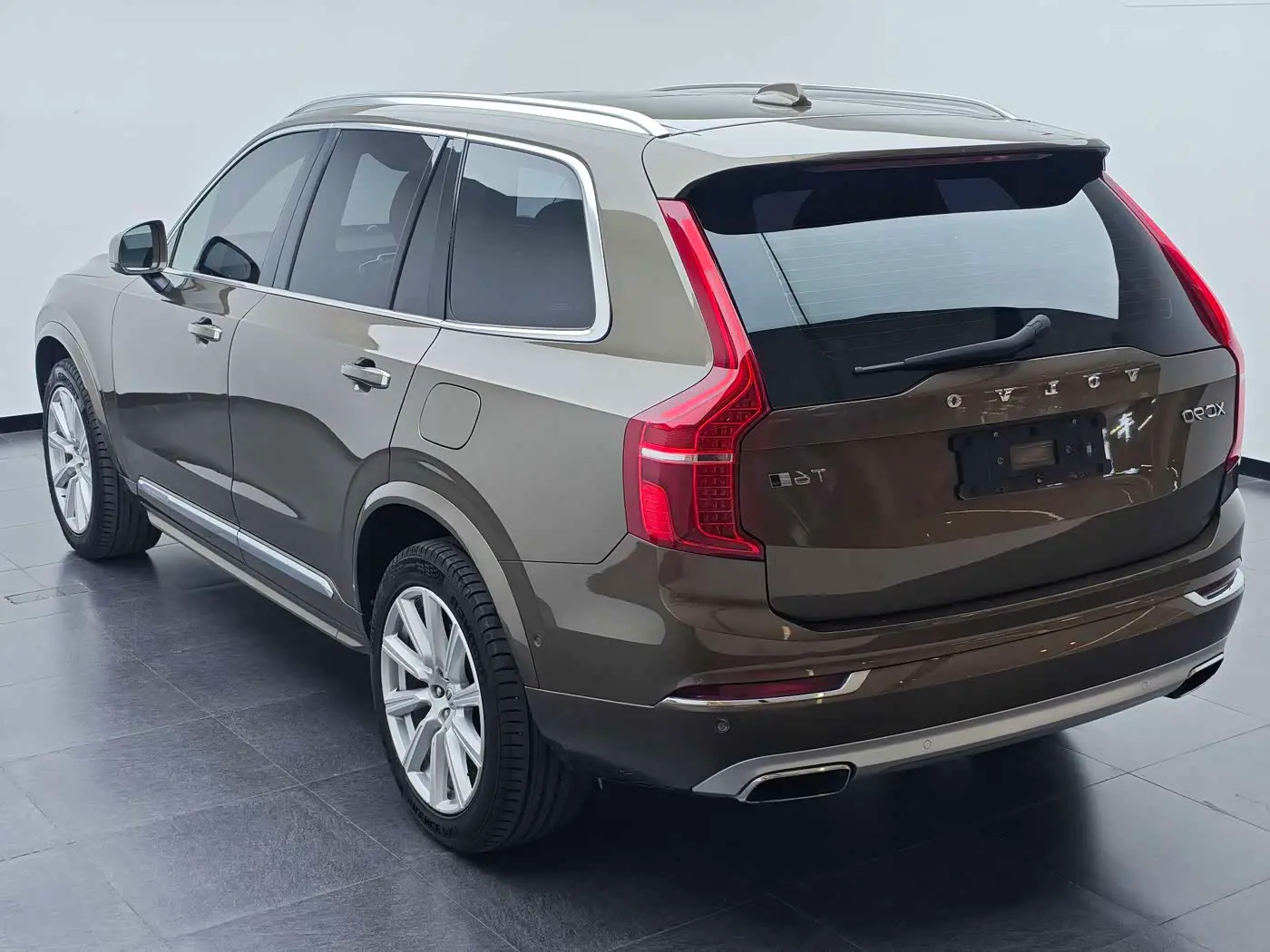 Volvo XC90 2016 — Фото 4/20