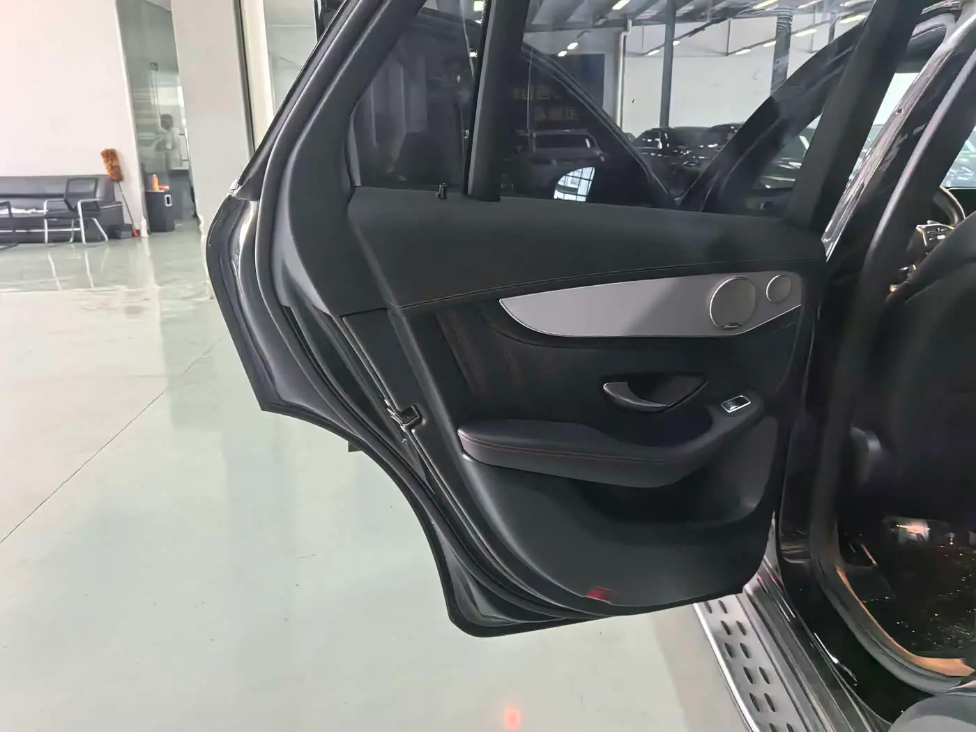 Mercedes-Benz GLC AMG 2021 — Фото 9/20