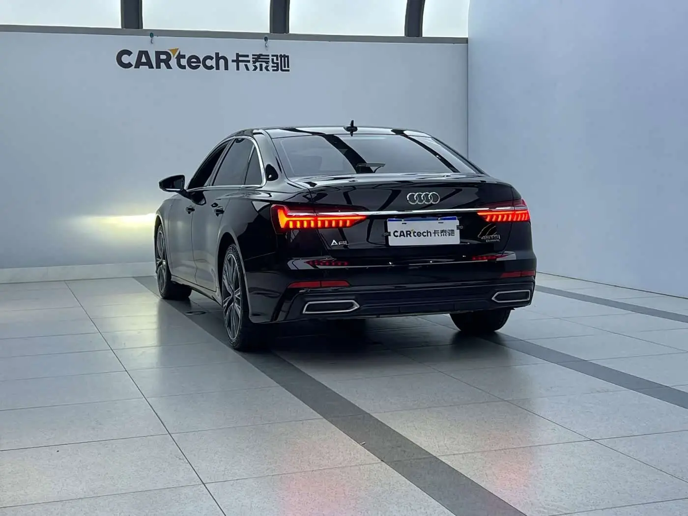 Audi A6L 2022 — Photo 7/9