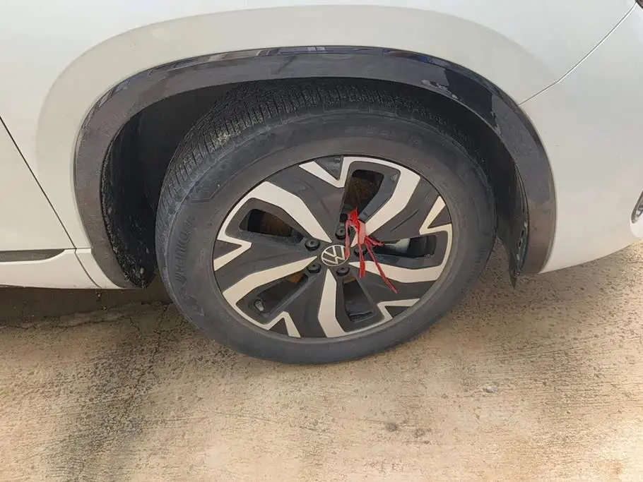 Volkswagen Tayron GTE Plug-in Hybrid 2023 — Photo 6/16