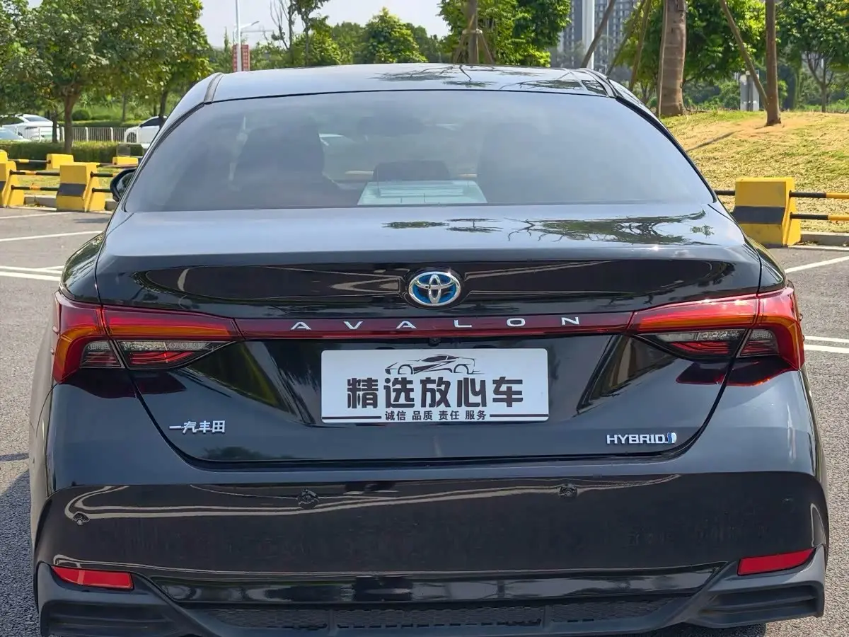 Toyota Avalon 2020 — Photo 5/20