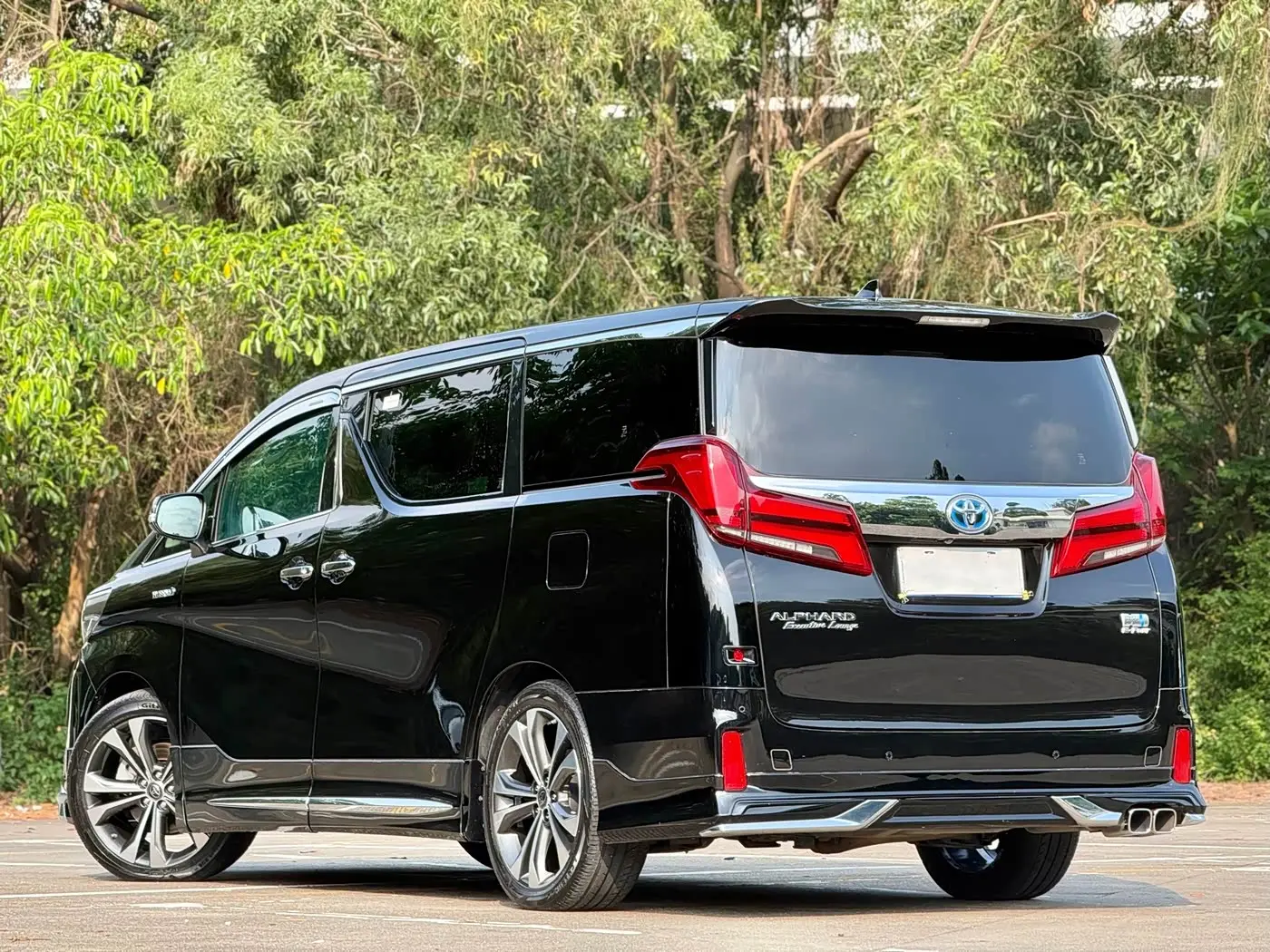 Toyota Alphard 2021 — Photo 20/20