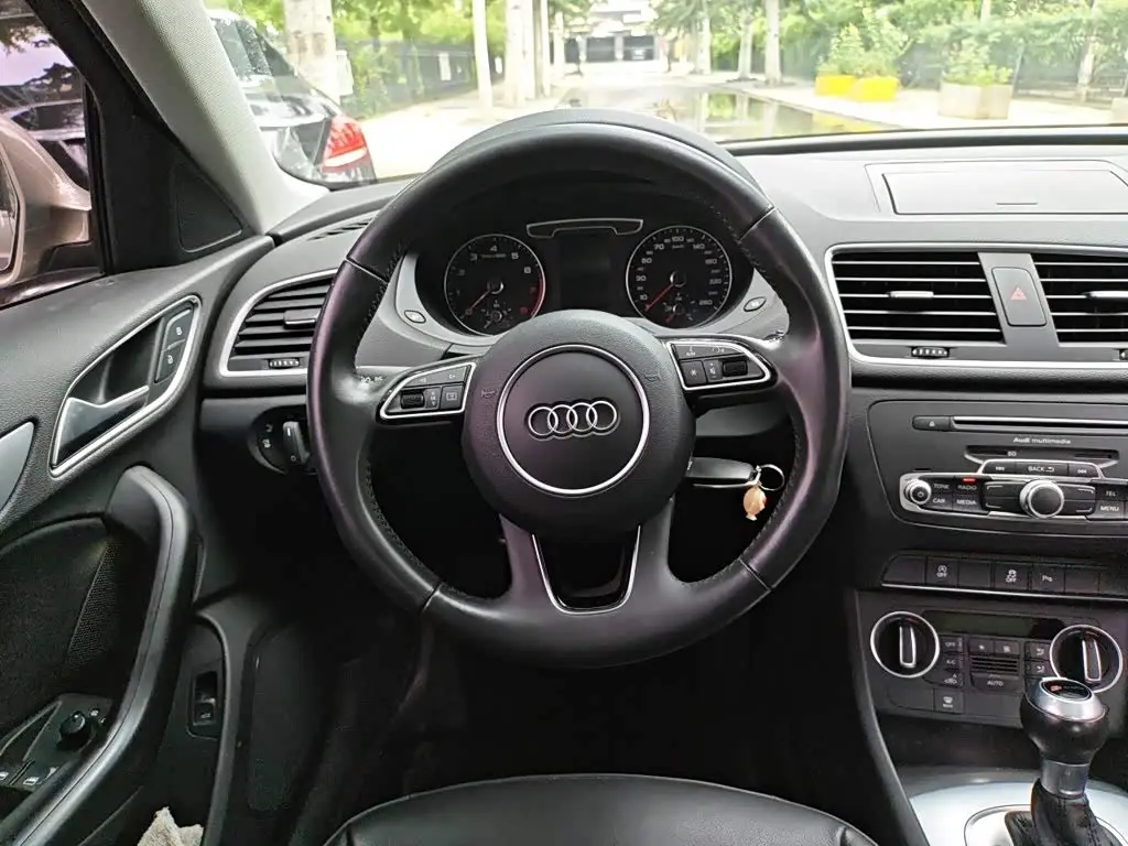 Audi Q3 2018 — Photo 3/20